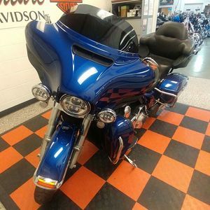 Meet your Posher, Bret